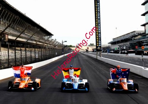 Indy 2022-2-Front Row (NS).jpg